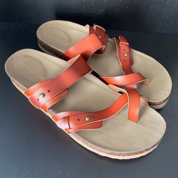 madden girl bandit sandals